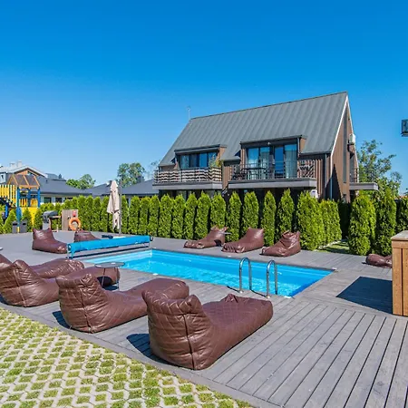 Private Apartment With Terrace And Swimming Pool Palanga Exterior photo